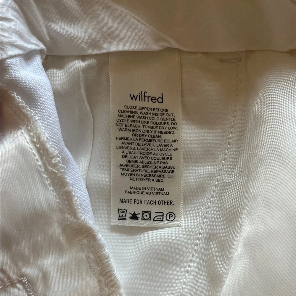 Aritzia Effortless pants in white linen